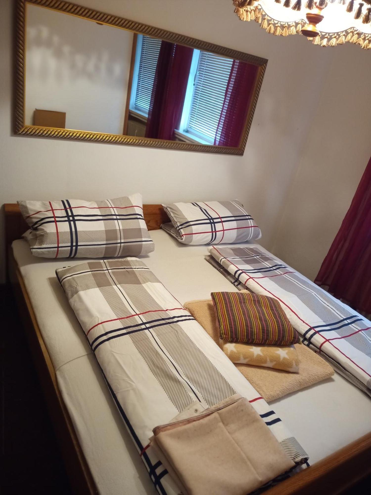 Ferienwohnung Endora Im Harzer Stil, Handgefertigte Moebel - Wlan-Garage Хоегайс Экстерьер фото